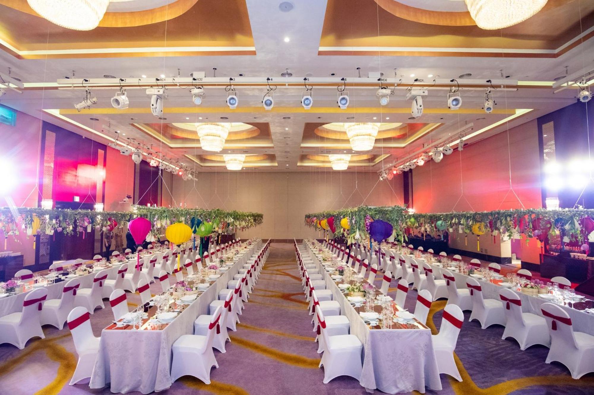 Intercontinental Hanoi Landmark72 By Ihg Exterior photo